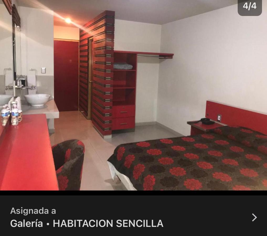 Palacio Rojo Hotel Familiar Morelia Bagian luar foto