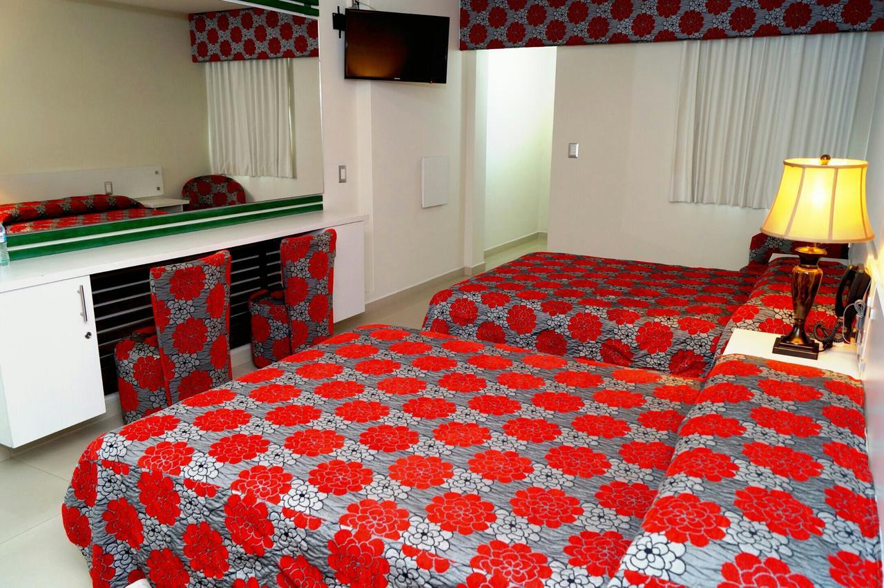 Palacio Rojo Hotel Familiar Morelia Bagian luar foto