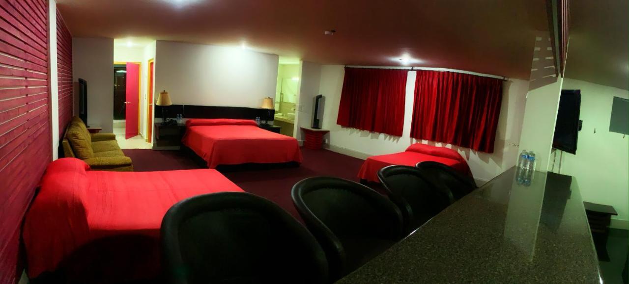 Palacio Rojo Hotel Familiar Morelia Bagian luar foto